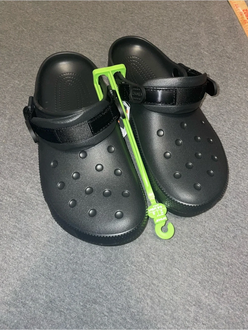 Mens size 11 Black crocs at work Clog Lightweight Comfort